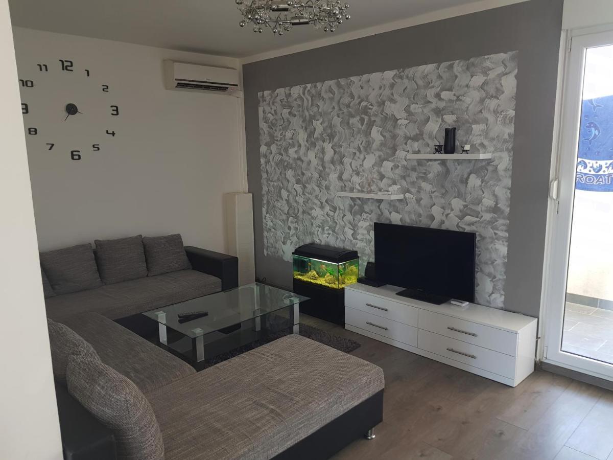 Appartamento Apartman Duzel Spalato Esterno foto